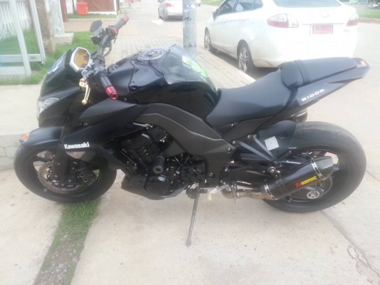 Kawasaki z1000 ปี 2011 inv. ท่อ Aka full รถสดสวยม๊าก  วิ่งน้อย สภาพสวยจัด