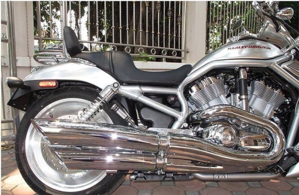 ขายฮาร์เลย์ เดวิสสัน 100 ปี ขายฮาร์เลย์ เดวิสสัน 100 ปี