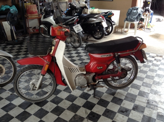 ขาย!!!ซูซูกิอาซี ปี27 รถเครื่องดีคับ  มีเล่มทะเบียน ภาษี50