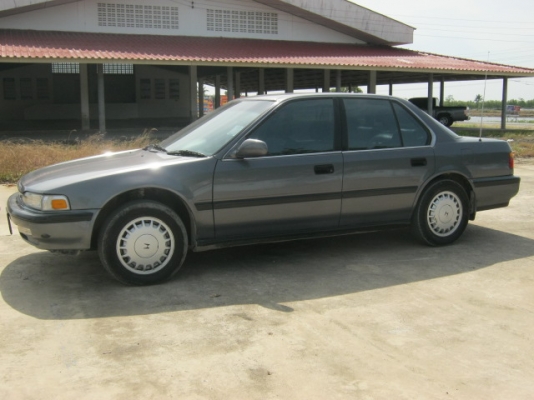Honda Accord ตาเพชร รถบ้านแท้ ๆ พร้อมใช้ ไม่ต้องซ่อม Honda Accord ตาเพชร รถบ้านแท้ ๆ พร้อมใช้ ไม่ต้องซ่อม