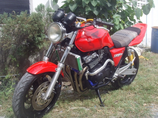 ขาย/แลก Honda cb400 ปี 94 อินวอย+สรรพสามิต.ของแต่งเต็มรำ สีพึ่งทำมา59000