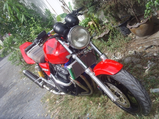 ขาย/แลก Honda cb400 ปี 94 อินวอย+สรรพสามิต.ของแต่งเต็มรำ สีพึ่งทำมา59000