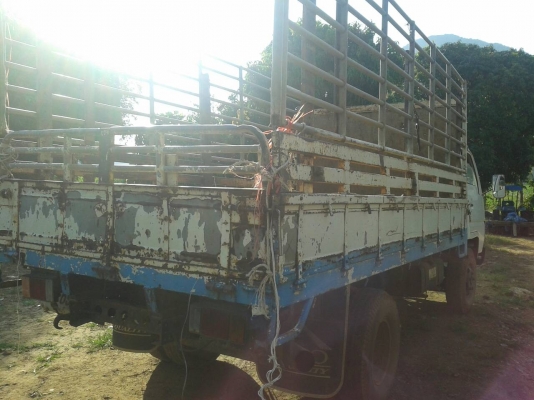 ขายหกล้อ Nissan carbon เครื่อง 4BD1 - 115 แรง ยาง 8.25 สโลปลายเกียร์ ช่วงล่างเดิม ขายหกล้อ Nissan carbon เครื่อง 4BD1 - 115 แรง ยาง 8.25 สโลปลายเกียร์ ช่วงล่างเดิม