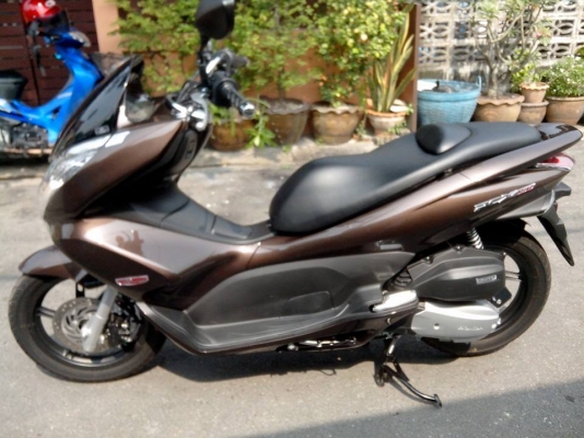 ขาย HONDA PCX 150 ปี 56 รถวิ่งไป 213 กิโลเมตร ขาย HONDA PCX 150 ปี 56 รถวิ่งไป 213 กิโลเมตร
