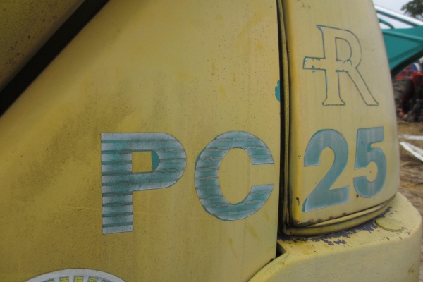 จองก่อนได้ก่อน KOMATSU PC25-1 เก่านอก จองก่อนได้ก่อน KOMATSU PC25-1 เก่านอก