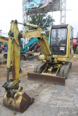 จองก่อนได้ก่อน KOMATSU PC25-1 เก่านอก จองก่อนได้ก่อน KOMATSU PC25-1 เก่านอก