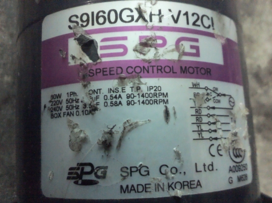 (ถ่ายVDOให้ดู)มอเตอร์เกียร์ ORIENTAL หมุนที่ประมาณ 60 รอบต่อนาที แรงบิดเยอะ 220V. 3 เฟส แต่ต่อใช้ไฟบ้าน220 V.ได้ตาม