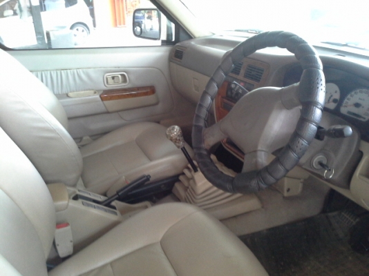 ขายกระบะnissaแคป4x4