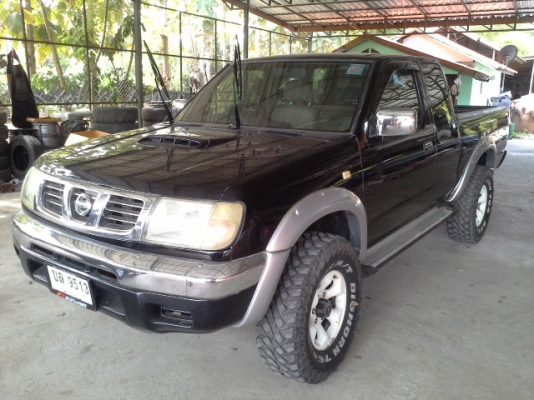 ขายกระบะnissaแคป4x4