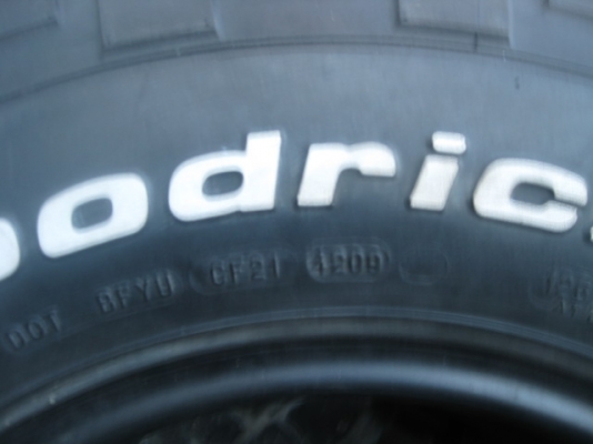 ขายยางBF Mud 285/75R16 KM2 ขายยางBF Mud 285/75R16 KM2