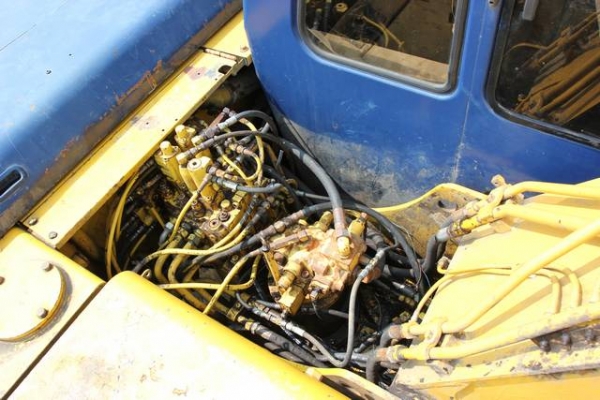 kobelco sk120 mark 3