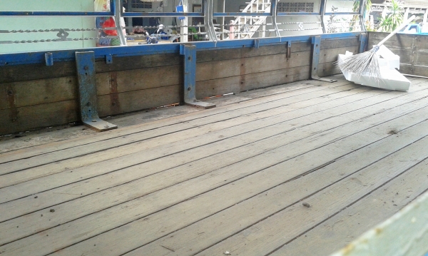 รถหกล้อบ้าน รถหกล้อบ้าน