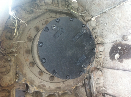 +ขายตัวเดินใหม่+ PC120-5 - 6 ของใหม่ครับ เป็นเฟืองทนมากครับ สนใจติดต่อ บอย 085-156-2314