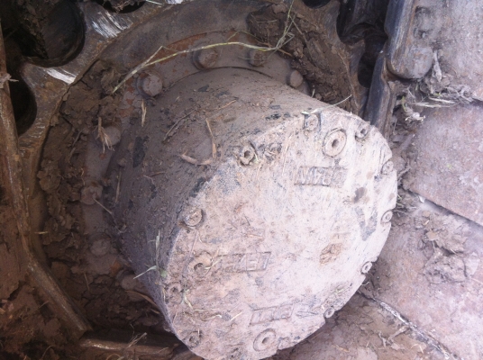 +ขายตัวเดินใหม่+ PC120-5 - 6 ของใหม่ครับ เป็นเฟืองทนมากครับ สนใจติดต่อ บอย 085-156-2314