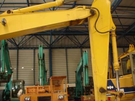 Sumitomo SH200-5 นำเข้าจากญี่ปุ่นถึงไทยแล้ว เชิญมาตรวจสภาพได้เลยครับ