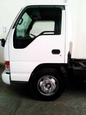 รถบรรทุก ISUZU NPR 1 เพลา