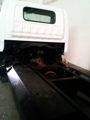 รถบรรทุก ISUZU NPR 1 เพลา