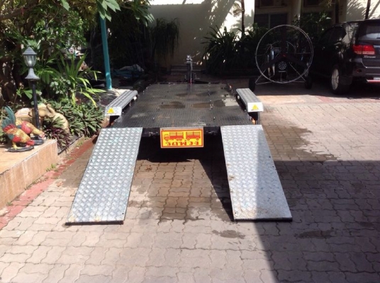 ขายเทรลเลอร์ 4 ล้อ มีระบบไฟเรียบร้อย สภาพดีครับ ขายเทรลเลอร์ 4 ล้อ มีระบบไฟเรียบร้อย สภาพดีครับ