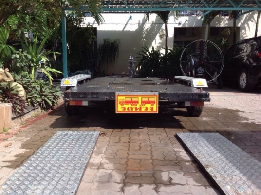 ขายเทรลเลอร์ 4 ล้อ มีระบบไฟเรียบร้อย สภาพดีครับ ขายเทรลเลอร์ 4 ล้อ มีระบบไฟเรียบร้อย สภาพดีครับ