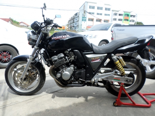 วุมินนบุรี CB400sf ปี93ทะเบียนแท้ๆโอนขนส่งรภาพสวยๆเครื่องดีมากๆพร้อมใช้คับผม