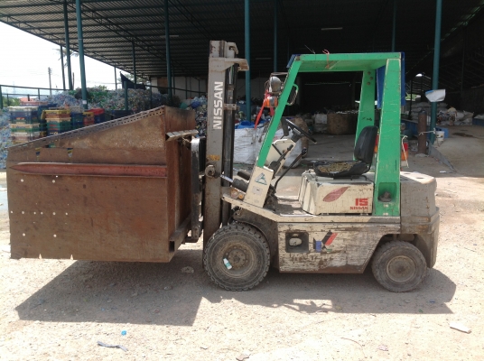 ขายฟอร์คลิฟต์nissan 85,000บาท