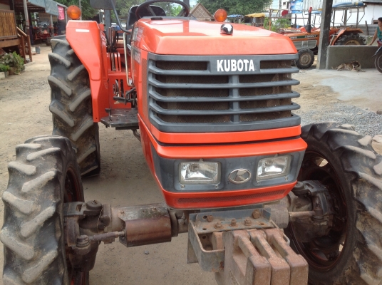 ปัญญาแทรคเตอร์มาแล้ว...จัดมาให้ครับ คูโบต้า M 5000 SU พร้อม โรตาลี่ วิเชียร เล่มทะเบียนพร้อมครับ (ปรับโฉมครับ) (เพิ่มใบมีดใหม่ 40,000บาท) จัดส่ง อ.ห้างฉัตร จ.ลำปาง