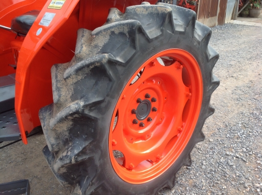 ปัญญาแทรคเตอร์มาแล้ว...จัดมาให้ครับ คูโบต้า M 5000 SU พร้อม โรตาลี่ วิเชียร เล่มทะเบียนพร้อมครับ (ปรับโฉมครับ) (เพิ่มใบมีดใหม่ 40,000บาท) จัดส่ง อ.ห้างฉัตร จ.ลำปาง