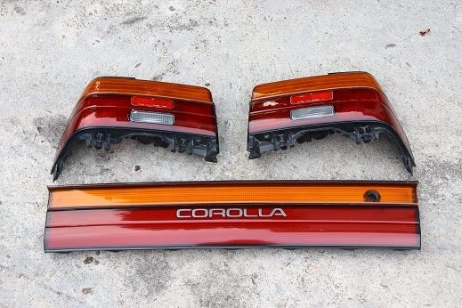 ไฟท้าย Corolla ae101 (สามห่วง)