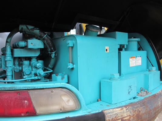 KOBELCO SK 60 รถเก่านอกสภาพสวย พร้อมใช้ KOBELCO SK 60 รถเก่านอกสภาพสวย พร้อมใช้