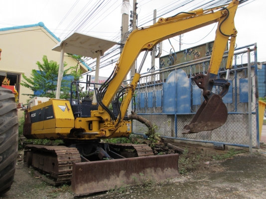Komatsu PC30-6 เก่านอกไม่เคยใช้งานในไทยพร้อมใช้ สวยสภาพเดิม