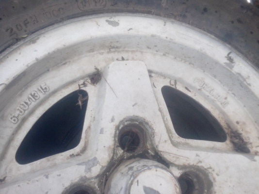 ล้อ13 6.0 114ลายบวกกับ17 7.5 5รู120ชุดละ4800