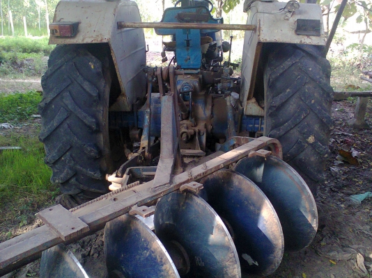 ขายรถไถฟอร์ด6600 สภาพพร้อมใช้งาน ขายเพราะตอนนี้ไม่ค่อยได้ใช้งาน ต่อรองราคากันได้ 0862465934