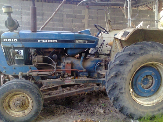 ขายรถไถฟอร์ด6600 สภาพพร้อมใช้งาน ขายเพราะตอนนี้ไม่ค่อยได้ใช้งาน ต่อรองราคากันได้ 0862465934