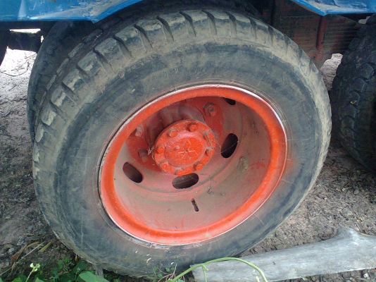 ชายรถเกียวข้าวกระสอบ พร้อมเทรนเลอร์ รถเกี่ยวซื้อใหม่ๆ ใช้งานเกี่ยวแค่600ไร่ อายุรถ1ปี รถเกี่ยวข้าวดีครับแต่เจ้าของเหนื่อยเลยขาย เครื่องอีซูซุ240เทอร์โบ ตัวเดิน10HT ปั้มเบอร์22ไดกิ้น ราคาต่อรองกันได้ คุยถูคอแถมคนขับนาปีฝีมือ1คน 0862465934