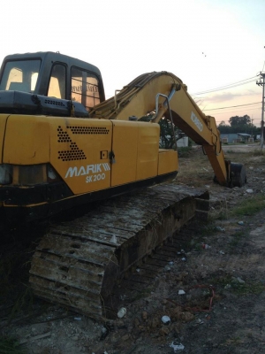 ขายด่วน รถแบคโฮ KOBELCO SK200 รุ่น 3 พร้อมใช้งาน ขายด่วน รถแบคโฮ KOBELCO SK200 รุ่น 3 พร้อมใช้งาน