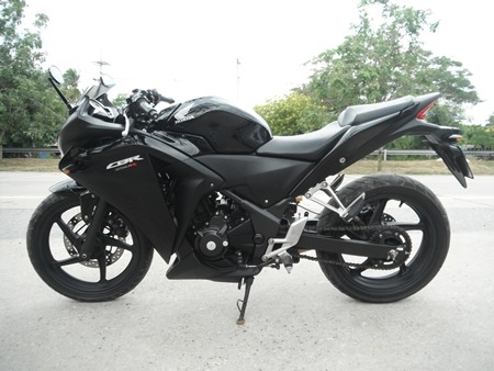 ขายรถมอเตอร์ไซค์ HONDA CBR 250R สภาพสวย รถปี 2011
