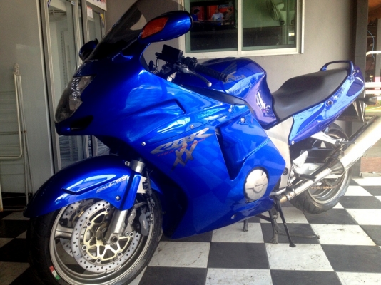 ขาย CBR1100xx Blackbird ปี2000 (หัวฉีด) ทะเบียนแท้ สมอ.  ราคา 209000 (รับเทริ์น)