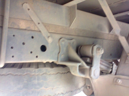 ขายสี่ล้อกลาง ห้างแท้ ยูโร 2  ปี 48   100 แรง ออกห้างมือเดียว ไม่เคยบรรทุกหนัก