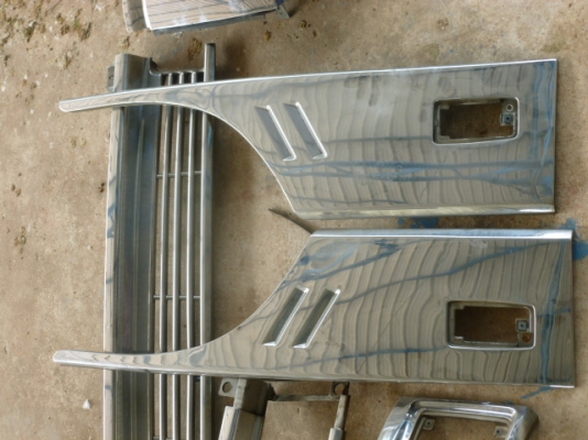 แสงฟ้าเต้นรถ///จำหน่ายชุดแต่งหัวเก๋ง HINO- สิงห์ไฮเทคโครเมี่ยมเก่าญี่ปุ่น