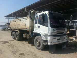 ขายรถพ่วง 18 ล้อ Isuzu Euro 2 เครื่อง 270 แรง ลูก 2 คาน ดั๊มพ์แม่ลูกแผงข้างเรียบ ยาง 70\%