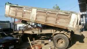 ขายรถพ่วง 18 ล้อ Isuzu Euro 2 เครื่อง 270 แรง ลูก 2 คาน ดั๊มพ์แม่ลูกแผงข้างเรียบ ยาง 70\%