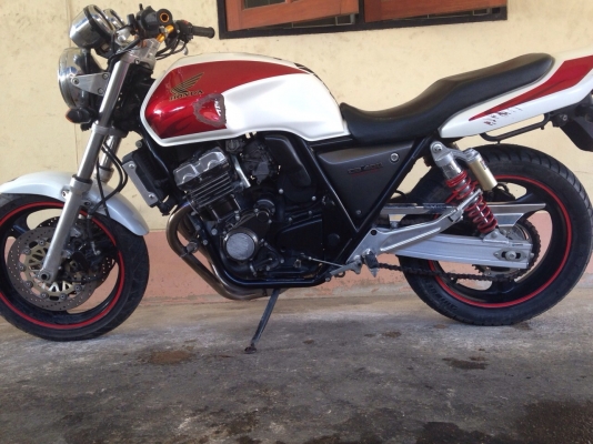 ธารนนทบุรี//ขาย honda cb400 ปี95 ท่อแต่งยกเส้น อินวอยท์ ราคา60,000บาท ธารนนทบุรี//ขาย honda cb400 ปี95 ท่อแต่งยกเส้น อินวอยท์ ราคา60,000บาท