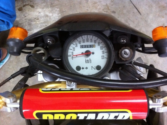 ธารนนทบุรี//ขาย kawasaki ksr ปี50 ของแต่งเต็มวิ่งน้อย สวยๆ ราคา40,000บาท ทะเบียนพร้อมโอน