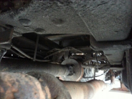 รถอีซูซุ 6 ล้อ ตู้เย็น เปลื่ยนเครื่อง 120 แรงม้า ปี 38 สนใจติดต่อ 081 - 6079515 รถอีซูซุ 6 ล้อ ตู้เย็น เปลื่ยนเครื่อง 120 แรงม้า ปี 38 สนใจติดต่อ 081 - 6079515