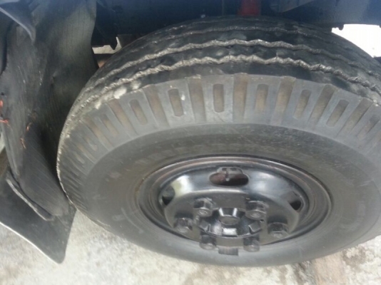 รถอีซูซุ 6 ล้อ ตู้เย็น เปลื่ยนเครื่อง 120 แรงม้า ปี 38 สนใจติดต่อ 081 - 6079515 รถอีซูซุ 6 ล้อ ตู้เย็น เปลื่ยนเครื่อง 120 แรงม้า ปี 38 สนใจติดต่อ 081 - 6079515