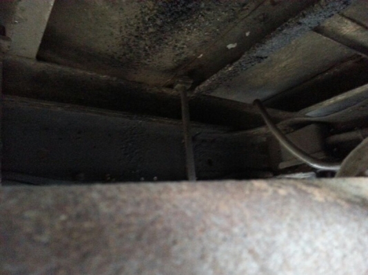 รถอีซูซุ 6 ล้อ ตู้เย็น เปลื่ยนเครื่อง 120 แรงม้า ปี 38 สนใจติดต่อ 081 - 6079515 รถอีซูซุ 6 ล้อ ตู้เย็น เปลื่ยนเครื่อง 120 แรงม้า ปี 38 สนใจติดต่อ 081 - 6079515