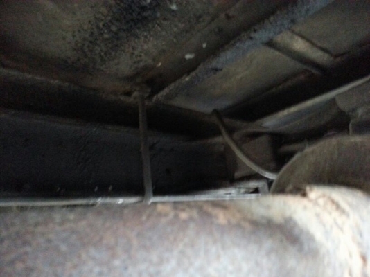 รถอีซูซุ 6 ล้อ ตู้เย็น เปลื่ยนเครื่อง 120 แรงม้า ปี 38 สนใจติดต่อ 081 - 6079515 รถอีซูซุ 6 ล้อ ตู้เย็น เปลื่ยนเครื่อง 120 แรงม้า ปี 38 สนใจติดต่อ 081 - 6079515