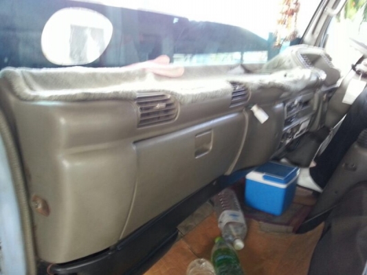 รถอีซูซุ 6 ล้อ ตู้เย็น เปลื่ยนเครื่อง 120 แรงม้า ปี 38 สนใจติดต่อ 081 - 6079515 รถอีซูซุ 6 ล้อ ตู้เย็น เปลื่ยนเครื่อง 120 แรงม้า ปี 38 สนใจติดต่อ 081 - 6079515