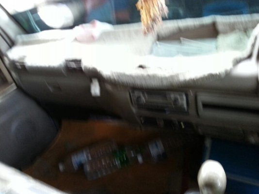 รถอีซูซุ 6 ล้อ ตู้เย็น เปลื่ยนเครื่อง 120 แรงม้า ปี 38 สนใจติดต่อ 081 - 6079515 รถอีซูซุ 6 ล้อ ตู้เย็น เปลื่ยนเครื่อง 120 แรงม้า ปี 38 สนใจติดต่อ 081 - 6079515