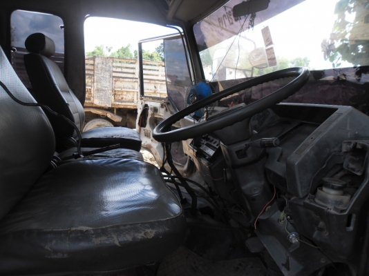 ขายรถบรรทุก MITSUFUSO TD 3XXX เครื่องดีคัสซีสวยทะเบียนเต็มกะบะไม่ค่อยสวยยางดีเกียณืดี ขายรถบรรทุก MITSUFUSO TD 3XXX เครื่องดีคัสซีสวยทะเบียนเต็มกะบะไม่ค่อยสวยยางดีเกียณืดี